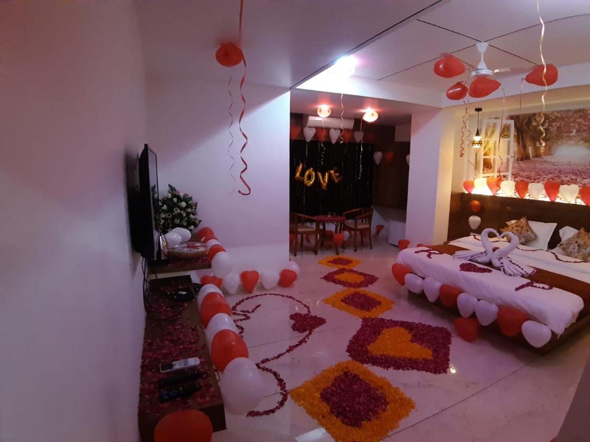 Hotel The Grand Piano - Best Business Hotel In Patan Exterior foto