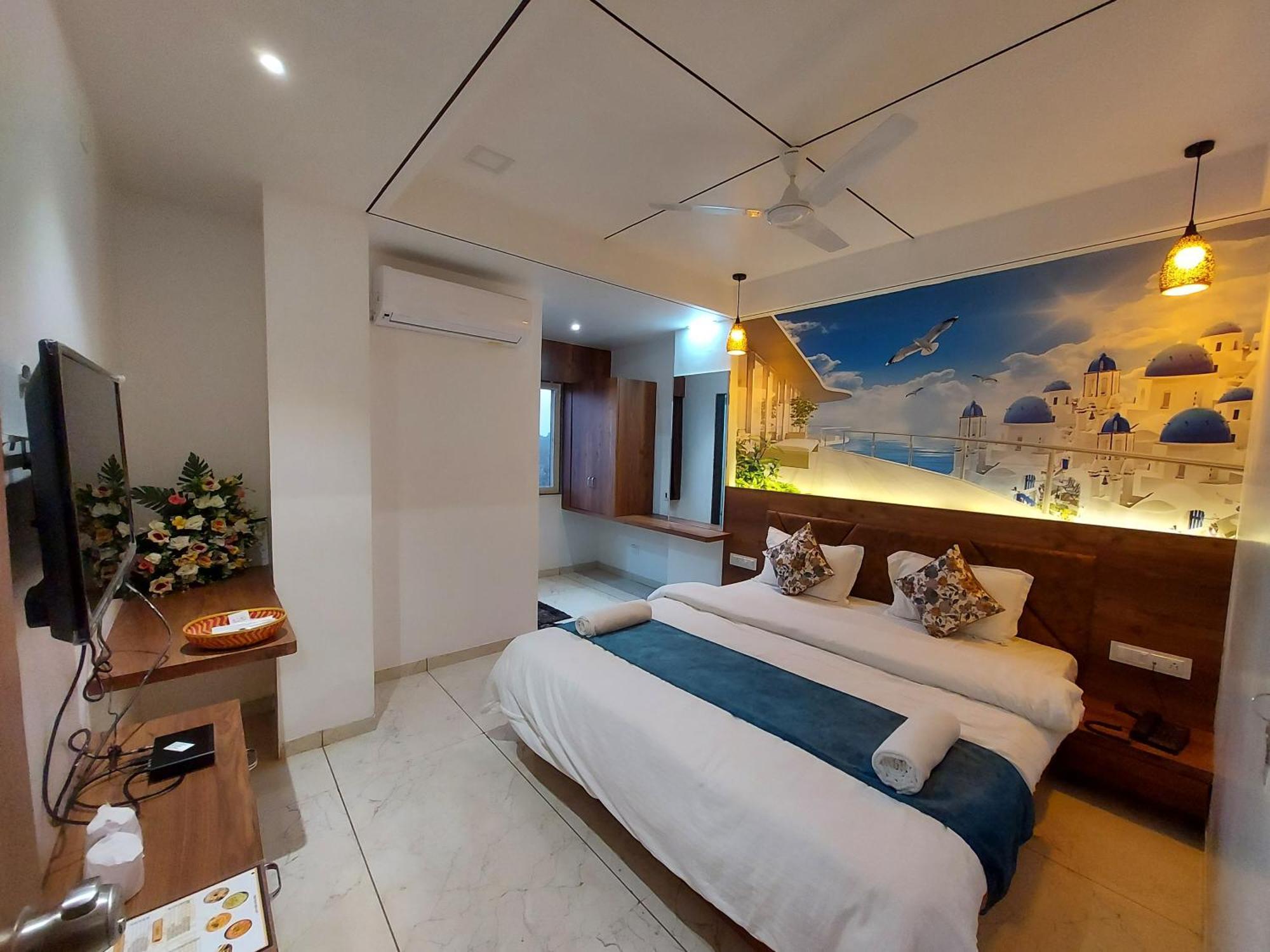 Hotel The Grand Piano - Best Business Hotel In Patan Exterior foto