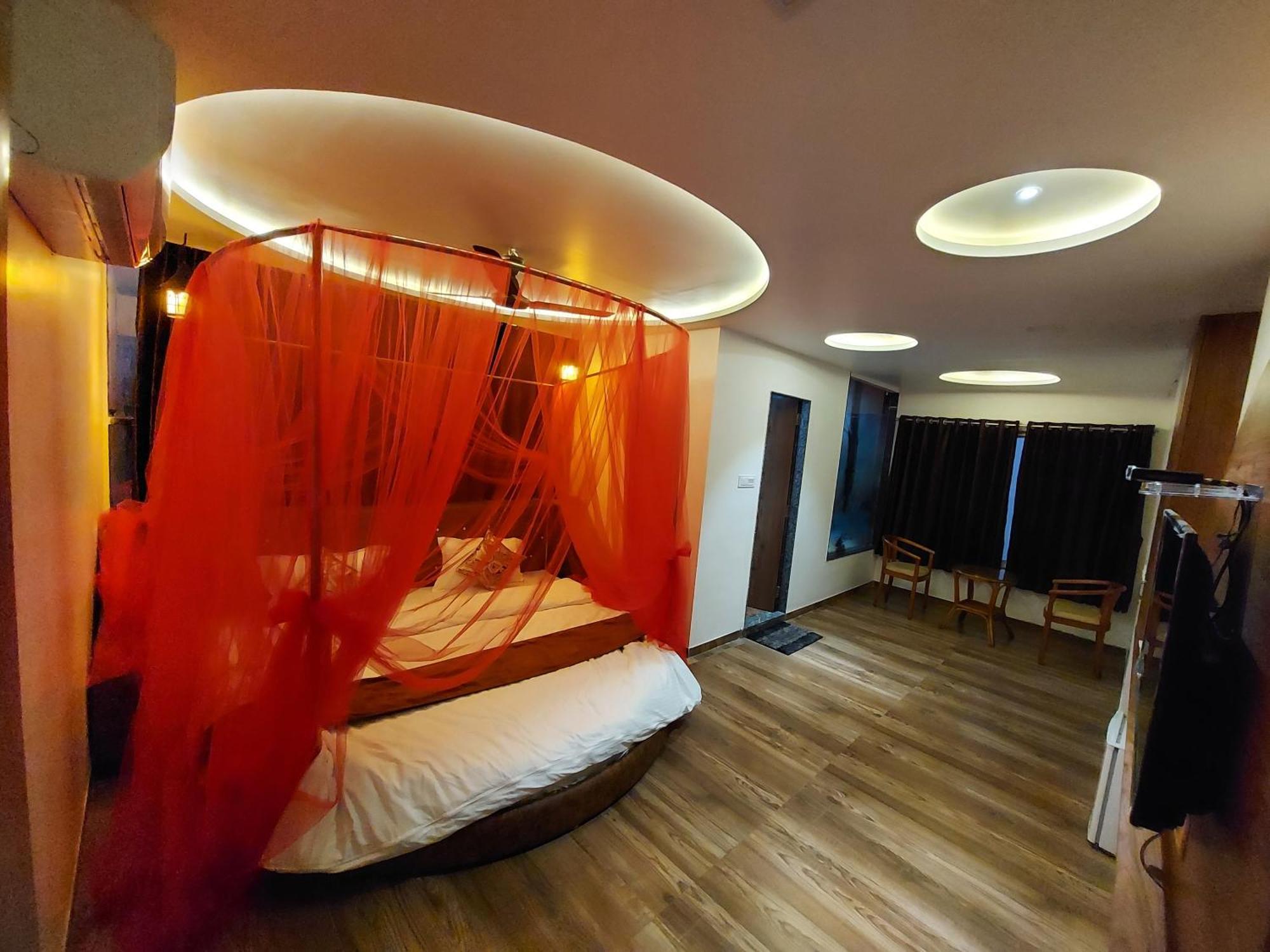 Hotel The Grand Piano - Best Business Hotel In Patan Exterior foto